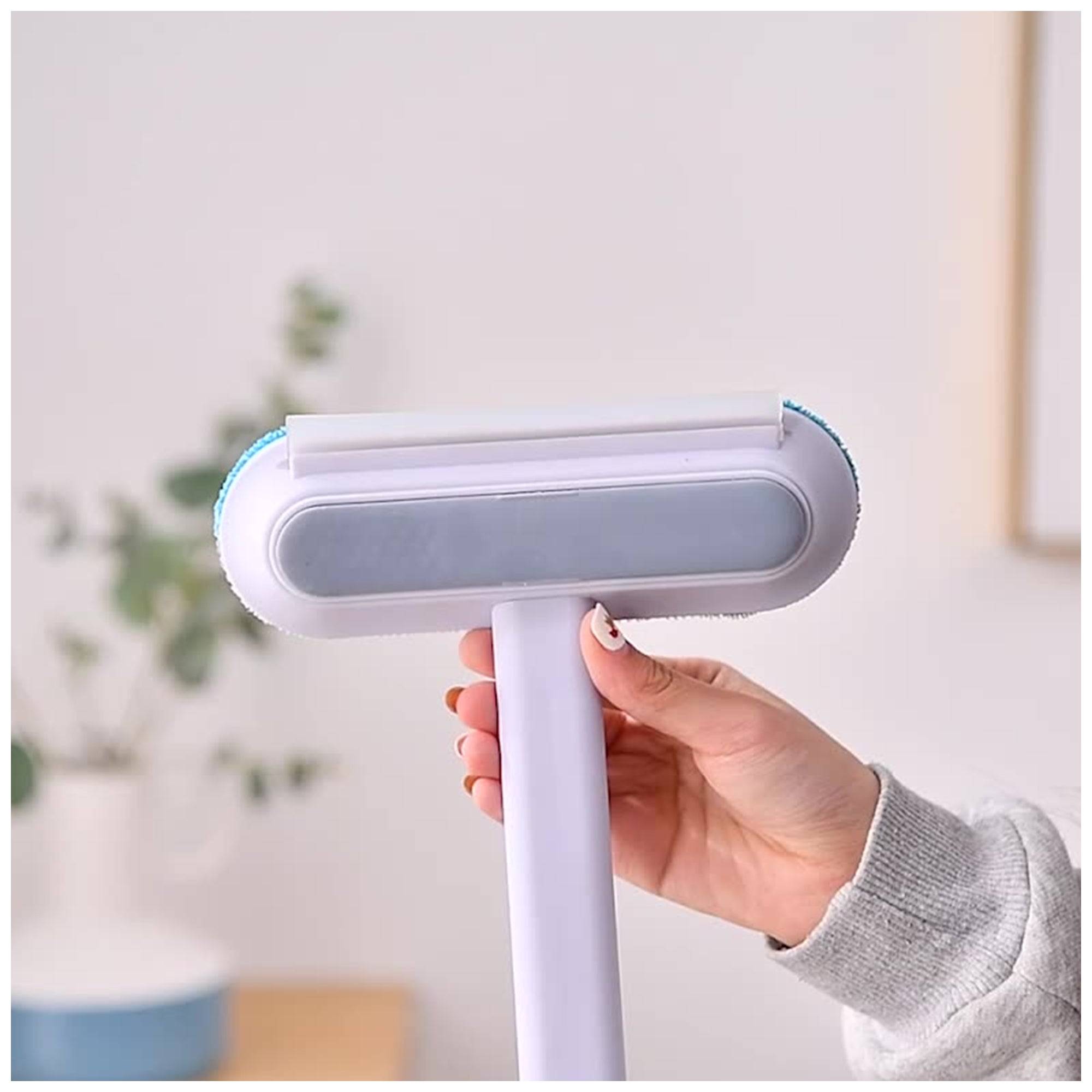 4-in-1 Wet & Dry Pet Hair Removal Brush – Versatile Cleaning Tool