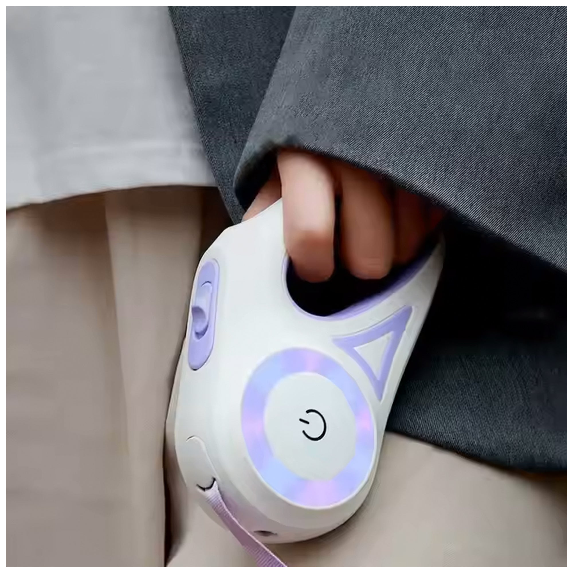 Illuminating Retractable Dog Leash – LED Safety & 16ft Freedom