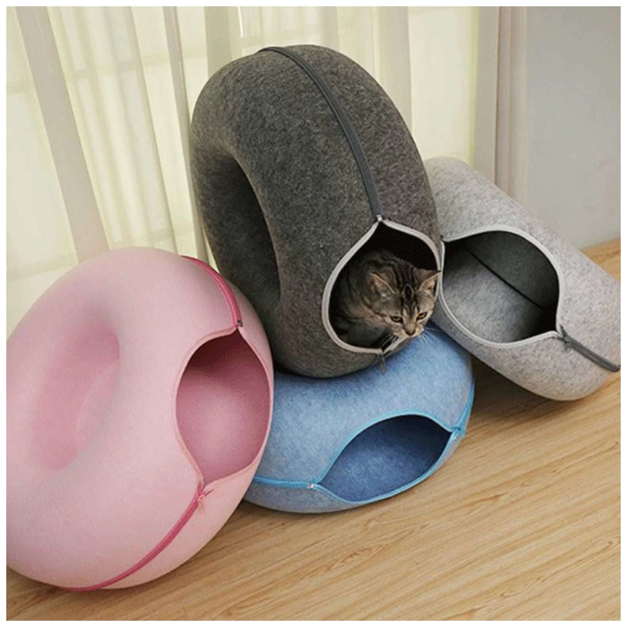 Self-Warming Donut Cat Bed – Plush, Non-Slip & Cozy
