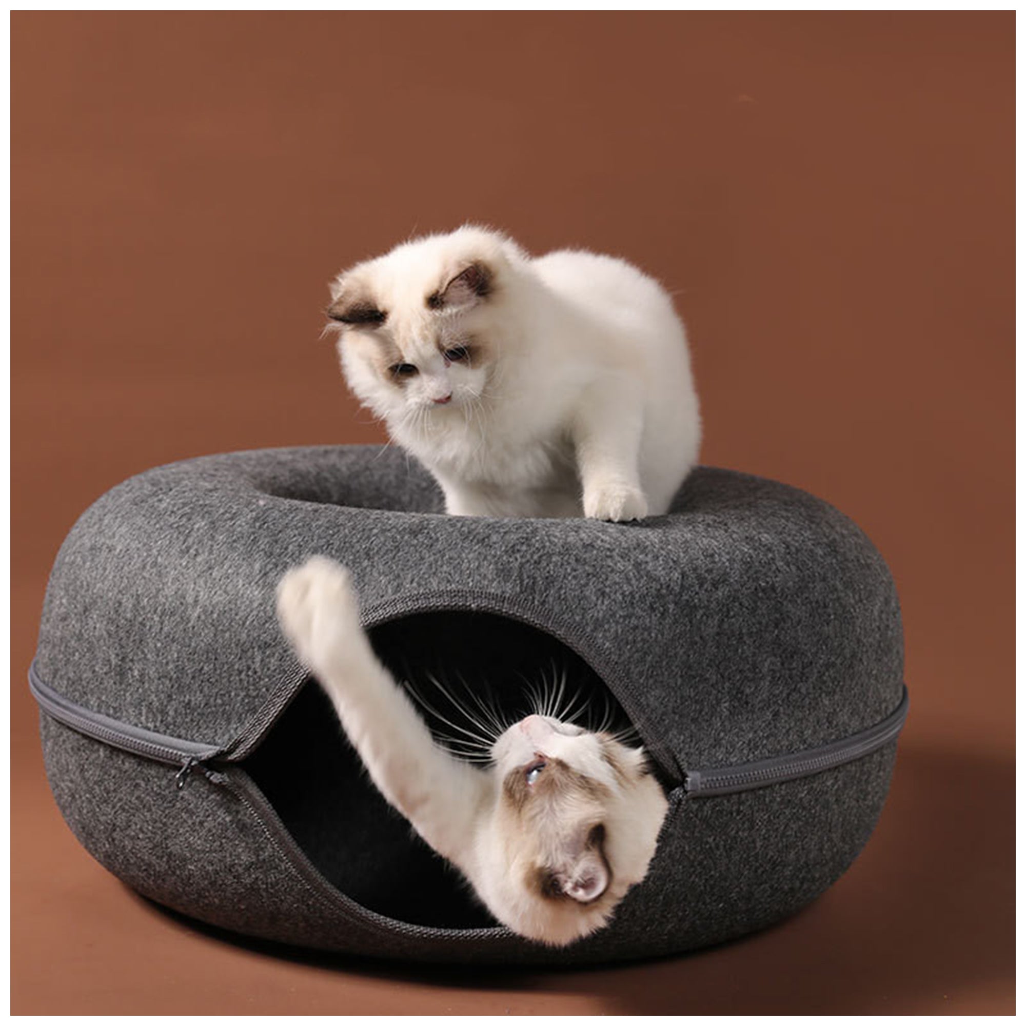 Self-Warming Donut Cat Bed – Plush, Non-Slip & Cozy